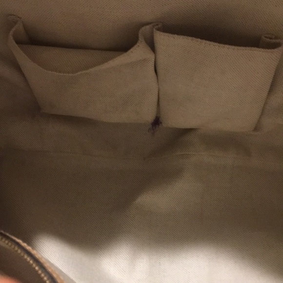 Gucci Diamante Shoulder Bag - Picture 11 of 12